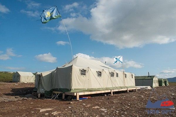 Палаточный лагерь на Баренцевом море